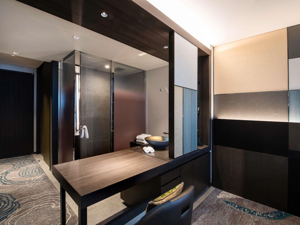 スーペリア ルーム キングベッド 1 台 客室8 | プルマン東京田町