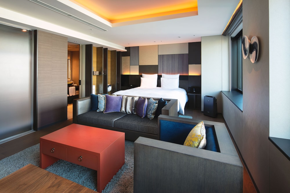 スーペリア スイート キングベッド 1 台 クラブラウンジ利用可 客室1 | プルマン東京田町