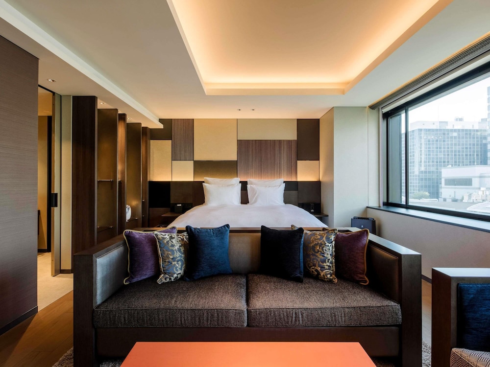 スーペリア スイート キングベッド 1 台 クラブラウンジ利用可 客室7 | プルマン東京田町