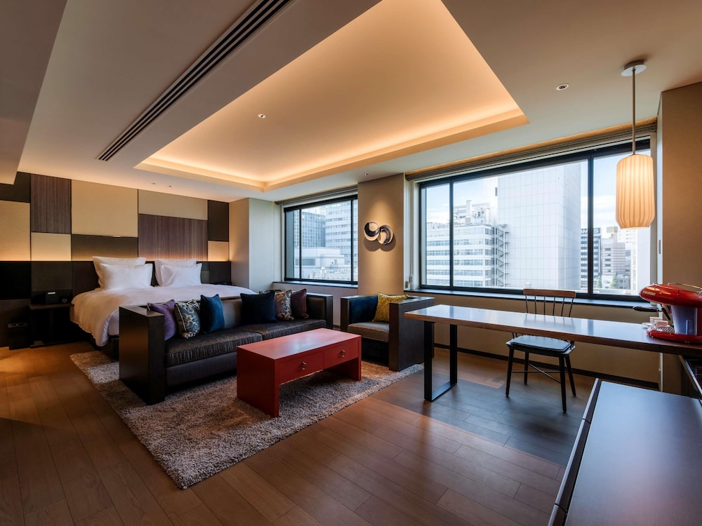 スーペリア スイート キングベッド 1 台 クラブラウンジ利用可 客室11 | プルマン東京田町