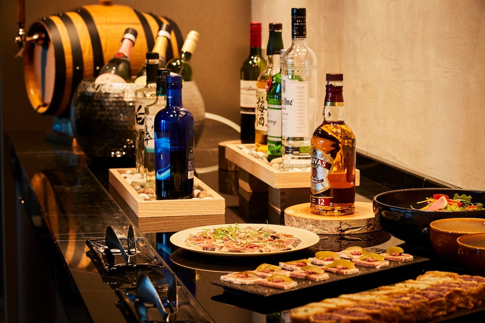 スーペリア ルーム シングルベッド 2 台 エグゼクティブラウンジアクセス (Executive) 客室1 | プルマン東京田町