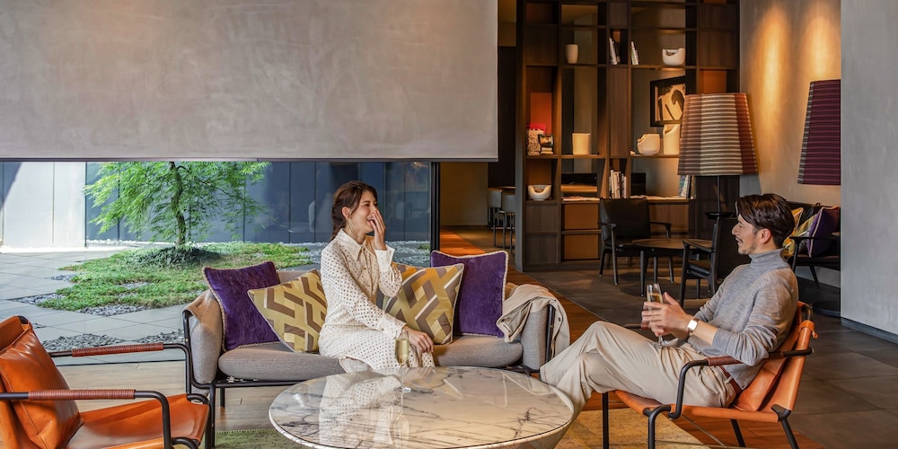 スーペリア ルーム シングルベッド 2 台 エグゼクティブラウンジアクセス (Executive) エグゼクティブ ラウンジ2 | プルマン東京田町