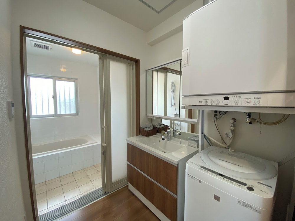 デラックス コンドミニアム バスルーム0 | コンフォートプラス