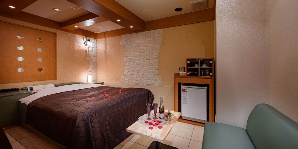 客室1 | ホテルメトロ- 大人限定