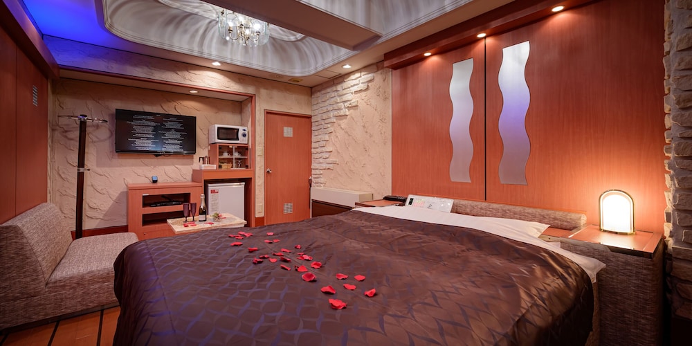 ダブルルーム バスタブ付き (アーリーチェックアウト11時) 禁煙 | ホテルメトロ- 大人限定