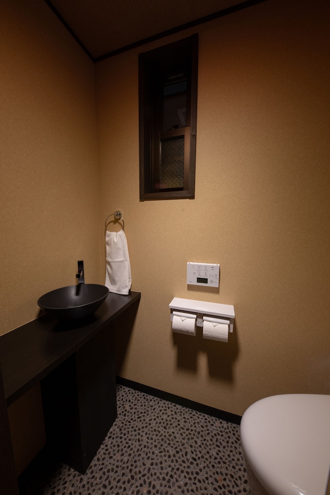 京町家一棟貸し バスルーム0 | 奏 東寺南門