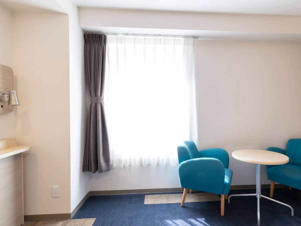 ルーム ベッド (複数台) 禁煙 客室2 | コンフォートホテルERA神戸三宮