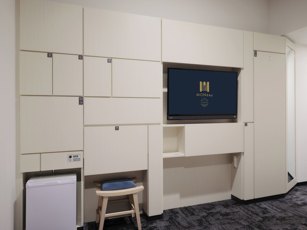 モダンジャパニーズ (小上がり＋布団) 客室0 | hotel MONday Premium 豊洲