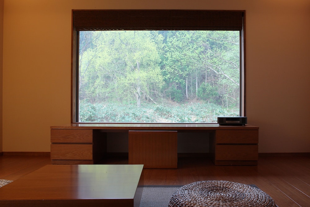 離れ ジャパニーズスイート, 麓花坊, 雪椿-YUKITSUBAKI-(半露天風呂付) 部屋からの景観0 | 山人 - yamado -