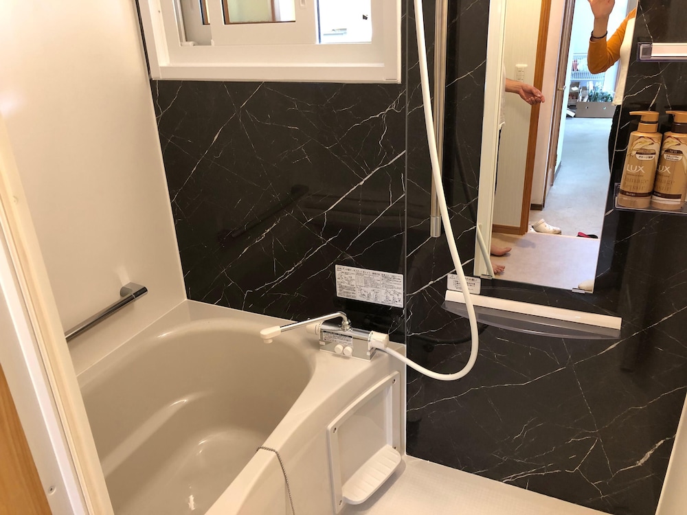 トラディショナル ルーム バスルーム0 | PittINN