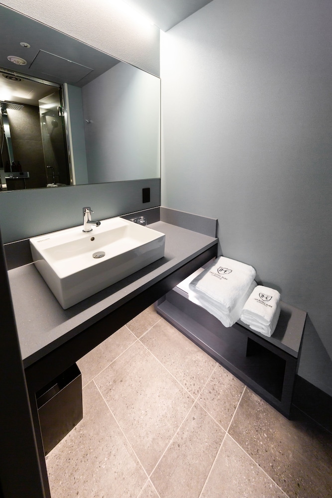 スーペリアツインA シングルベッド2台 禁煙 バスルーム1 | ザ ロイヤルパーク キャンバス 銀座 8