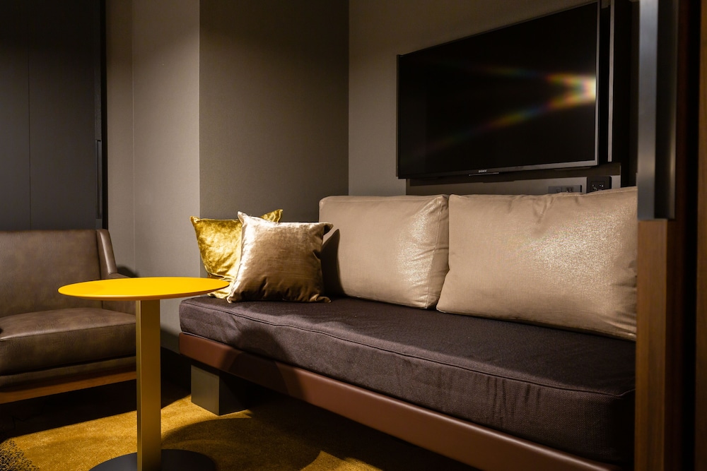 スーペリアツインB シングルベッド2台 禁煙 客室1 | ザ ロイヤルパーク キャンバス 銀座 8