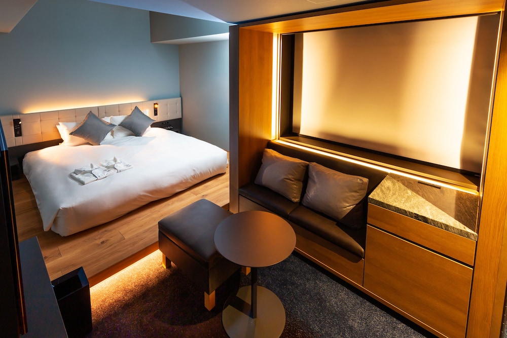 スーペリアダブル クイーンベッド1台　禁煙 | ザ ロイヤルパーク キャンバス 銀座 8