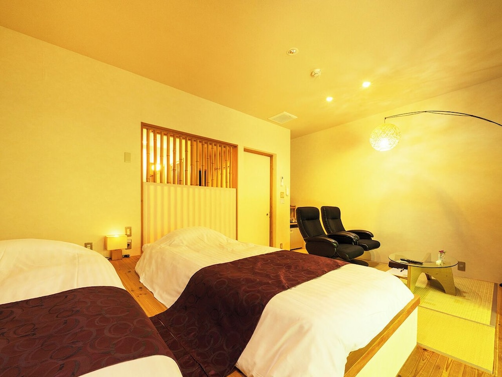 和室 Bタイプ (さえずり,うた) 内湯付 客室2 | 四季の杜 紫尾庵