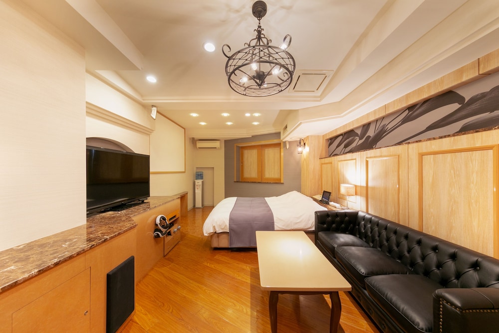デラックス ダブルルーム 客室4 | HOTEL LUNA 香芝店 アダルトオンリー