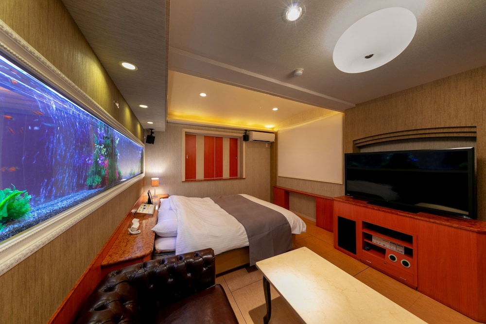 デラックス ダブルルーム 客室1 | HOTEL LUNA 香芝店 アダルトオンリー