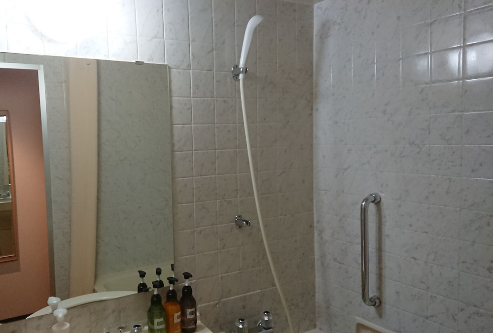 ベーシック ダブルルーム ダブルベッド 1 台 禁煙 バスルーム0 | IP CITY HOTEL Osaka