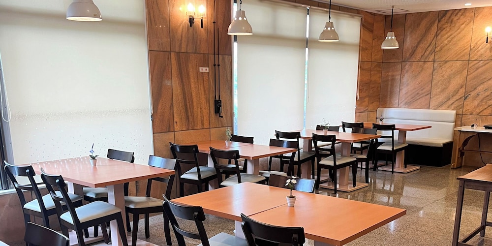 レストラン1 | ホテル山田荘