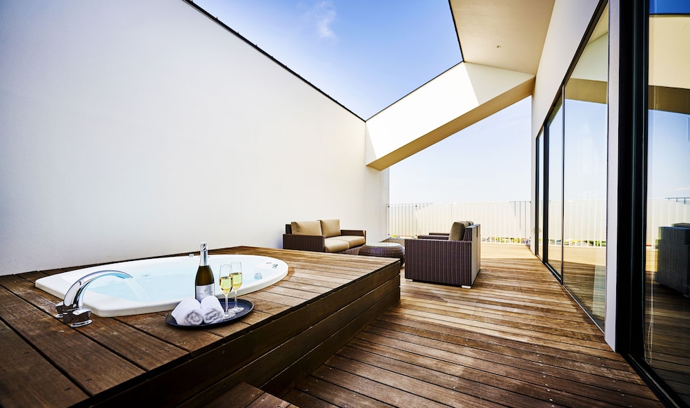 デラックス ツインルーム ジェットバス 客室15 | ガーデンテラス佐賀ホテル＆リゾート