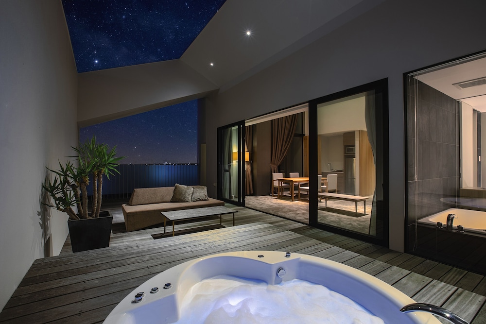 デラックス ツインルーム ジェットバス 客室12 | ガーデンテラス佐賀ホテル＆リゾート