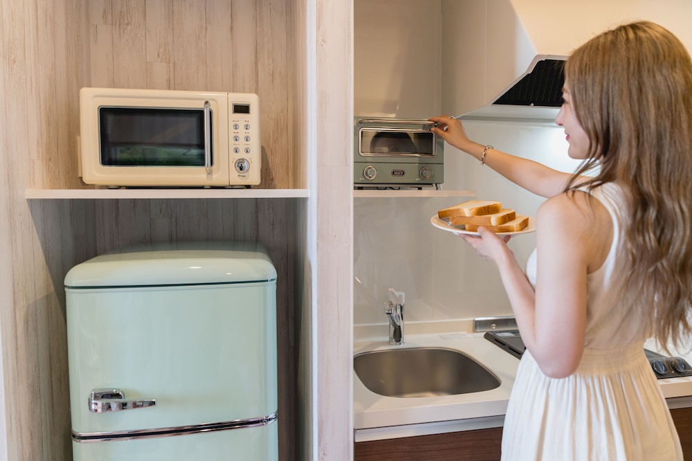 コンセプトルーム【トロピカル】 専用簡易キッチン0 | パームスプリングス 宮古島 リゾート