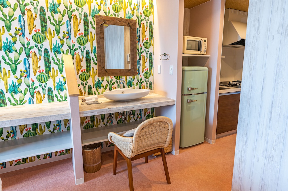 コンセプトルーム【ボタニカル】 客室1 | パームスプリングス 宮古島 リゾート