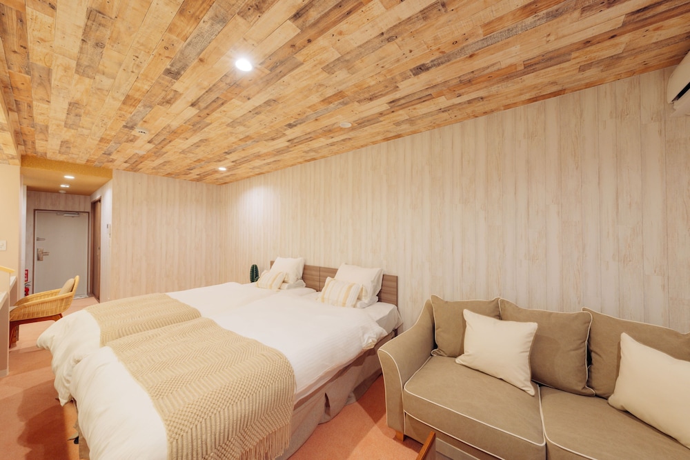 コンセプトルーム【ボタニカル】 客室2 | パームスプリングス 宮古島 リゾート