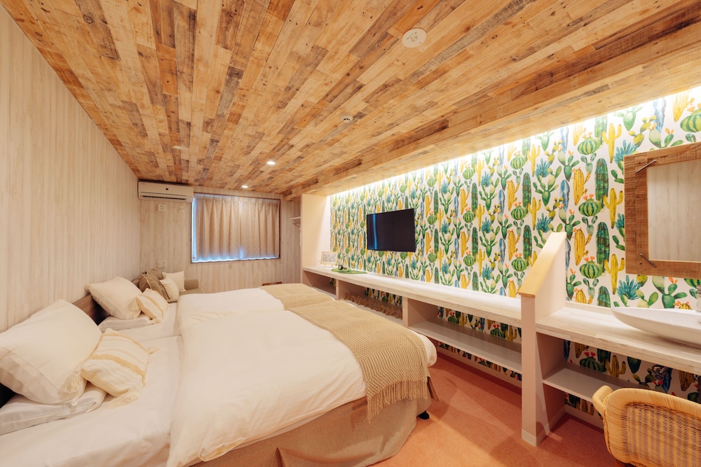 コンセプトルーム【ボタニカル】 | パームスプリングス 宮古島 リゾート