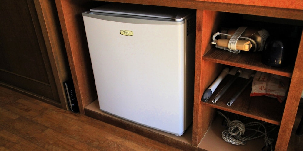 ヒーリングエコルーム（ツイン）禁煙 小型冷蔵庫0 | めちぐすいの宿 Coco