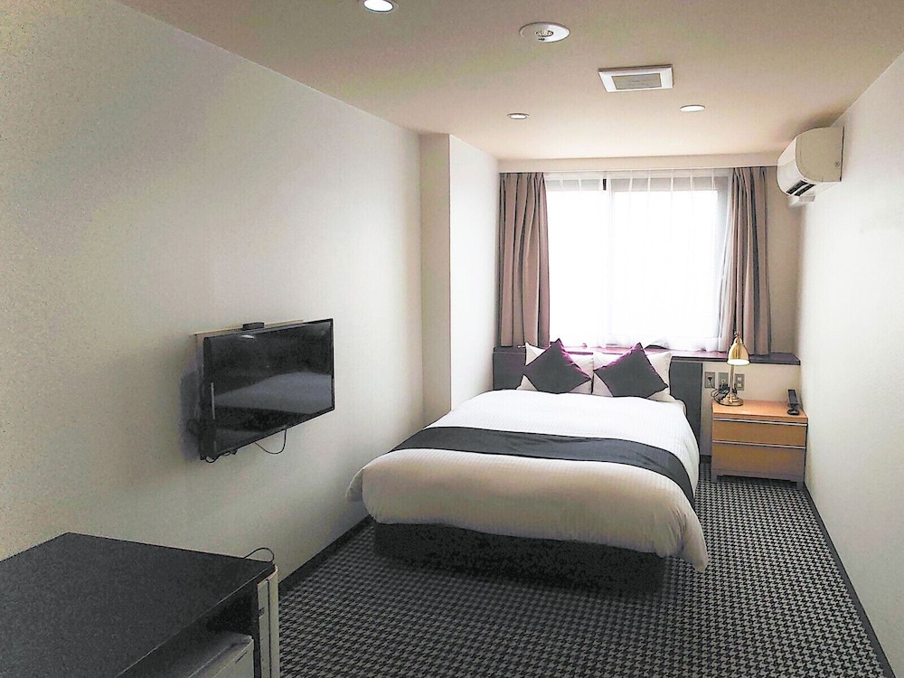 ダブルルーム 喫煙可 | レンブラントインかずさ