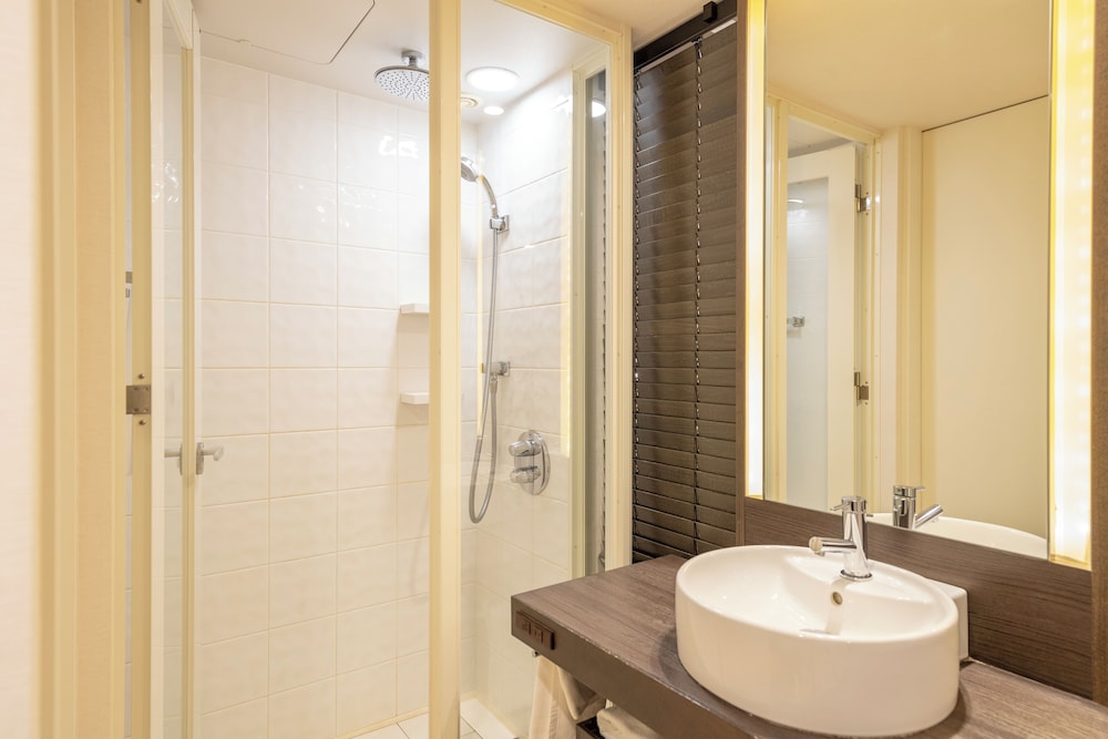 セミダブル 禁煙 (シャワーブース) バスルーム0 | ホテル京阪 東京四谷