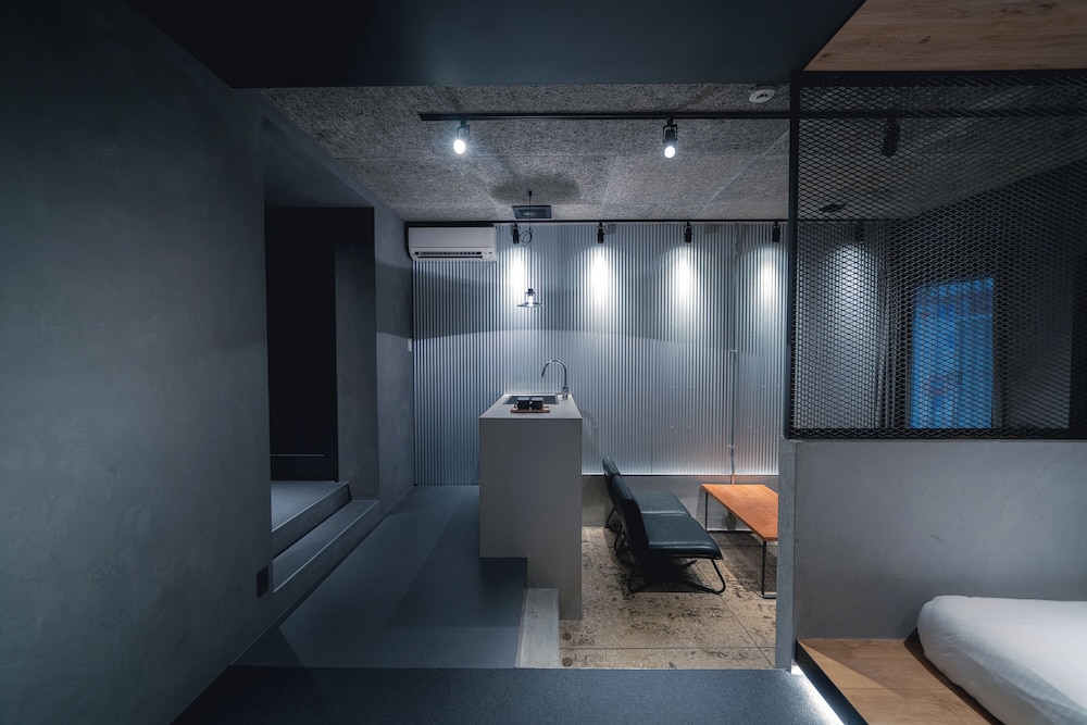 コンフォート 4ベッド (禁煙) 客室8 | SEKAI HOTEL Deep Osaka Experience - ホステル