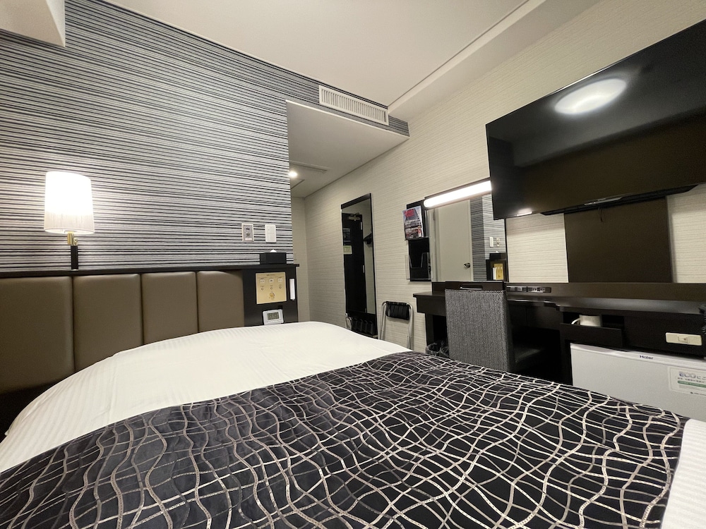 ダブルルーム 禁煙 | アパホテル〈八王子駅西〉