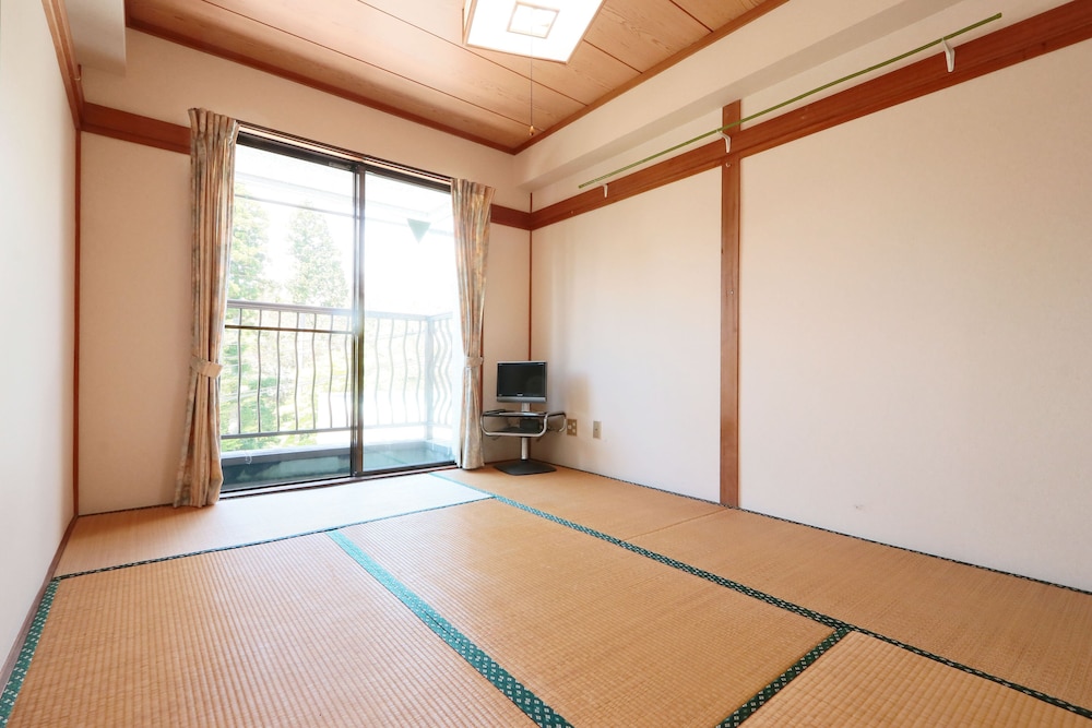 和室 共用バスルーム | ニュー福寿荘