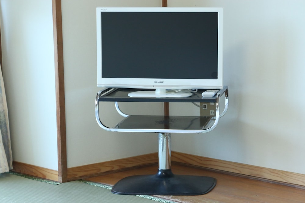 和室 共用バスルーム テレビ0 | ニュー福寿荘