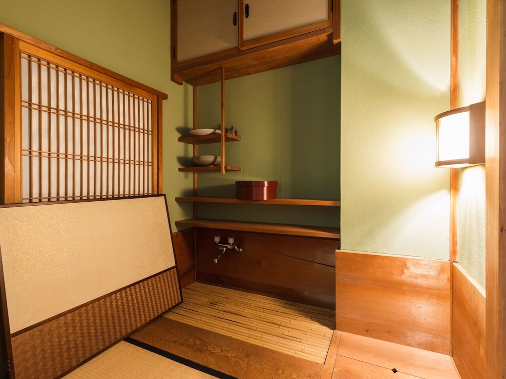 ロイヤル スイート 客室10 | ホテル城ヶ倉