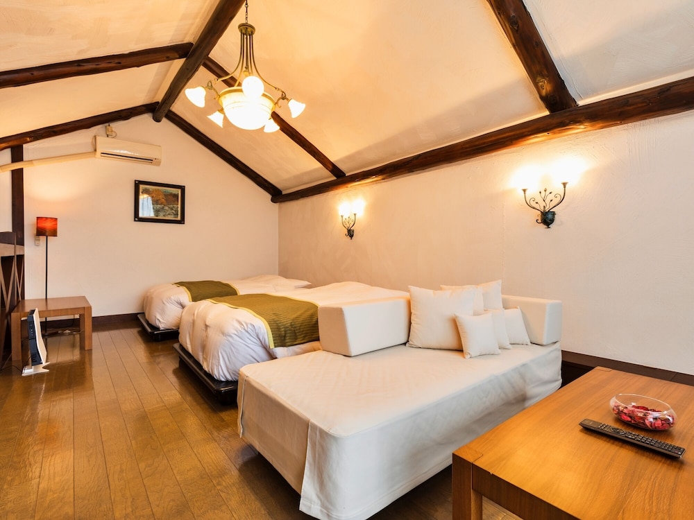 ロイヤル スイート 客室5 | ホテル城ヶ倉