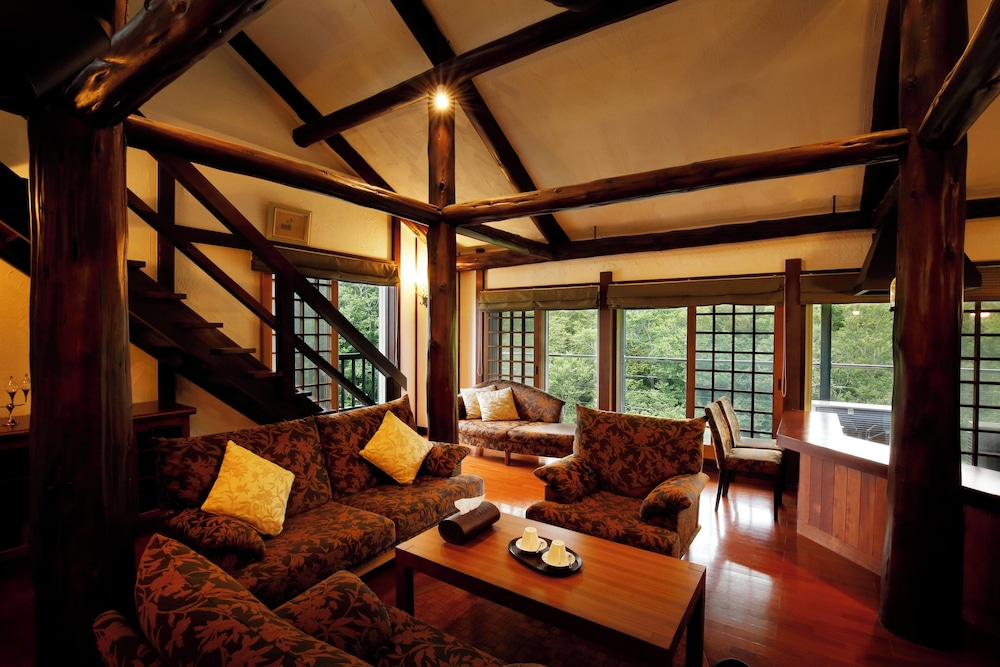 ロイヤル スイート 部屋からの景観1 | ホテル城ヶ倉