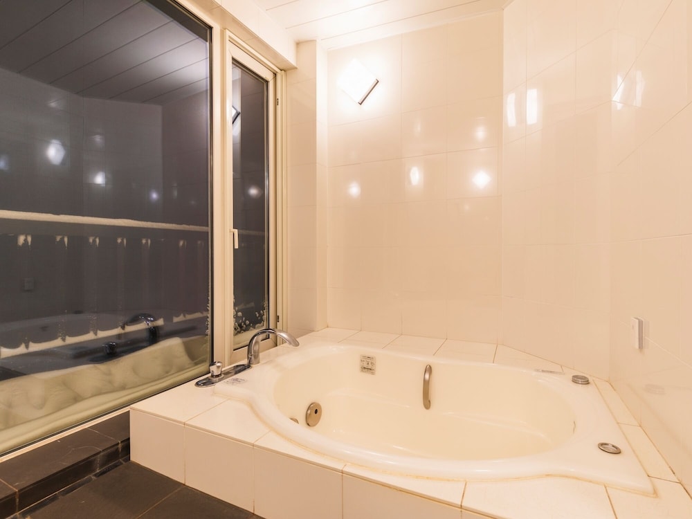 ロイヤル スイート バスルーム0 | ホテル城ヶ倉