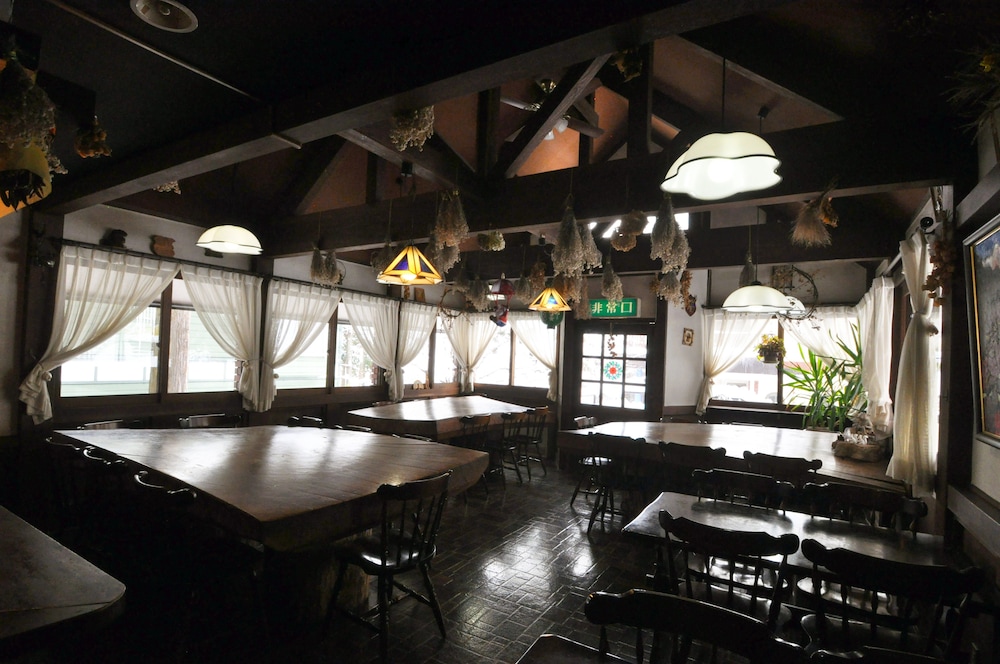 レストラン1 | ペンション リスの小屋