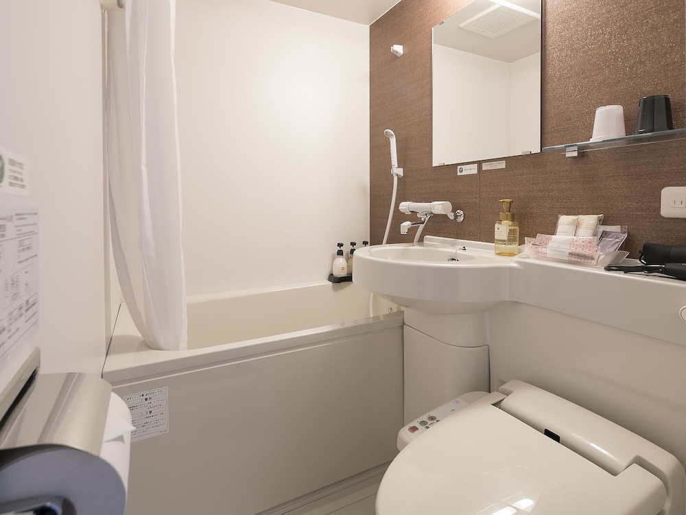 エコノミー ダブルルーム 禁煙 バスルーム0 | グランヴィリオホテル奈良 -和蔵-