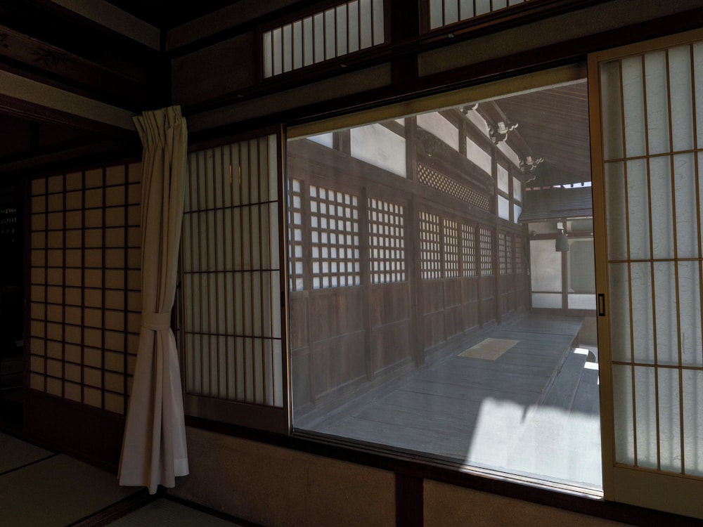 月見の間 客室7 | 宿坊 善光寺