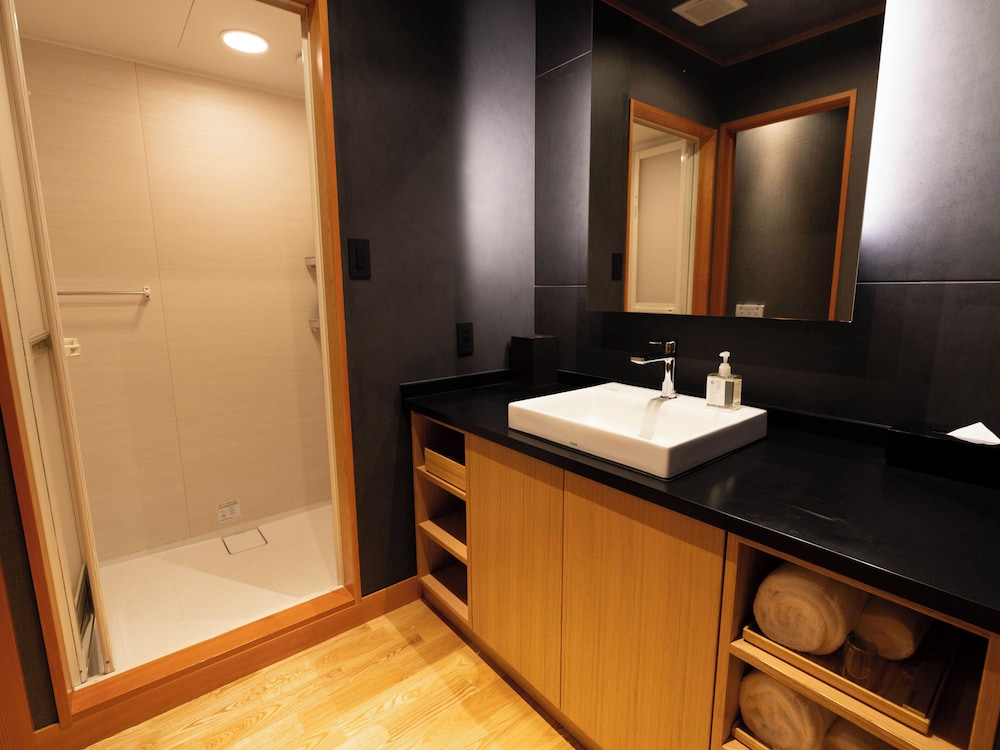 雪見の間 専用トイレ/シャワー付 客室2 | 宿坊 善光寺