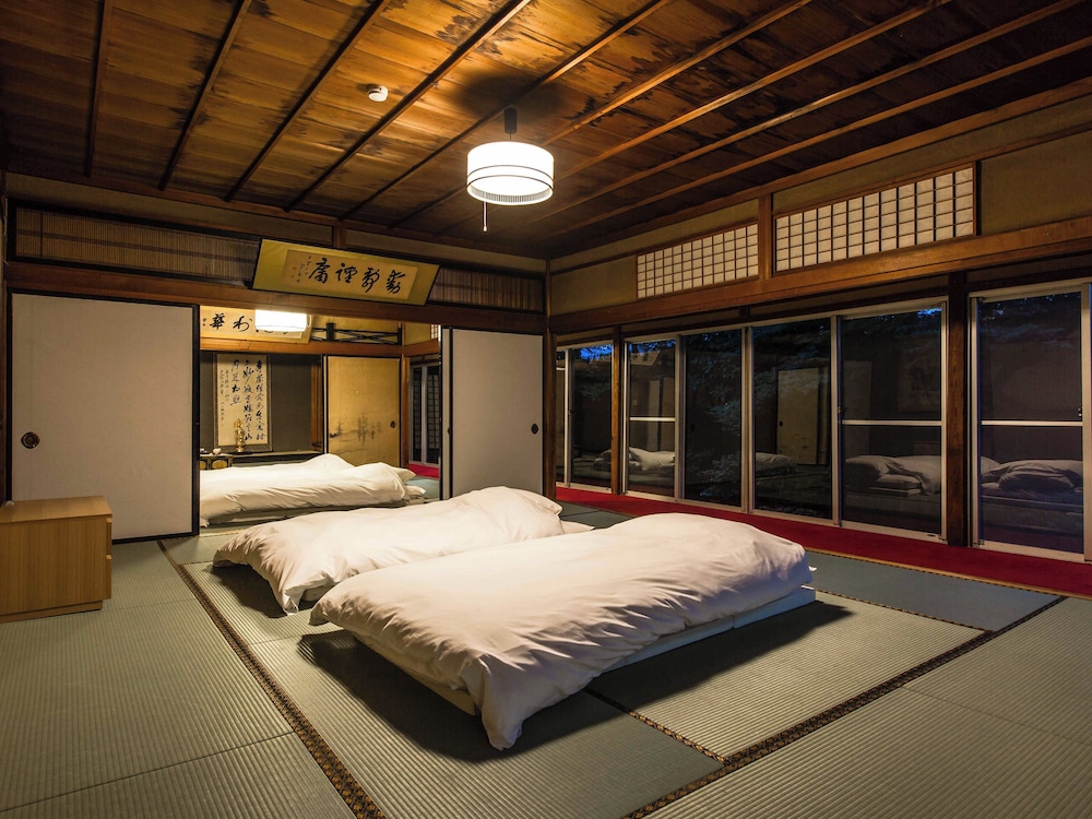 風見の間 専用トイレ/シャワー付 客室12 | 宿坊 善光寺