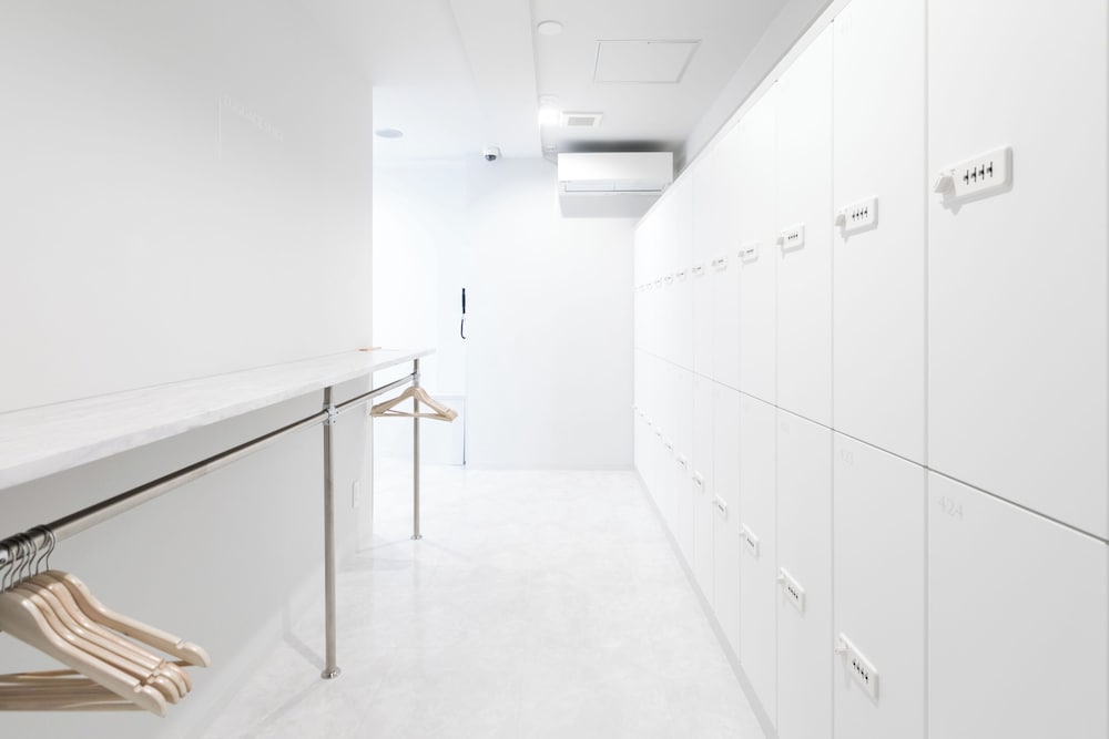 ロッカー1 | つきみホテル