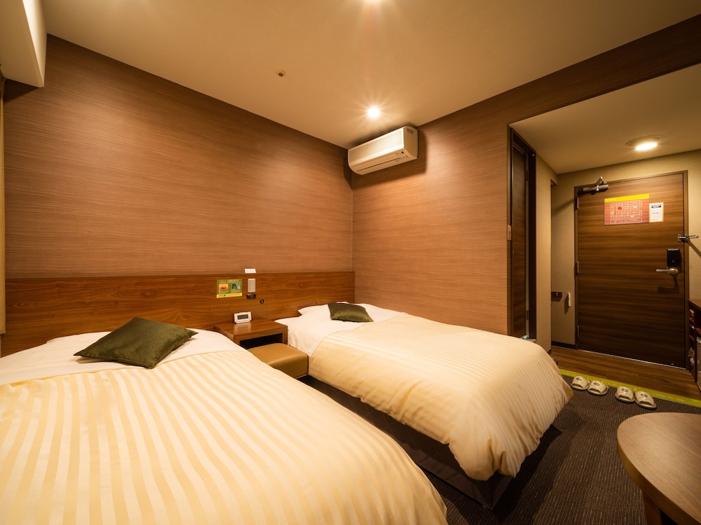 スタンダード ツインルーム 禁煙 客室1 | 天然温泉スーパーホテル熊本商工会議所前
