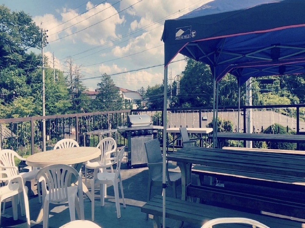 ベーシック トリプルルーム 共用バスルーム 禁煙 テラス / パティオ0 | Resort Villa SHIOZAWASANSO