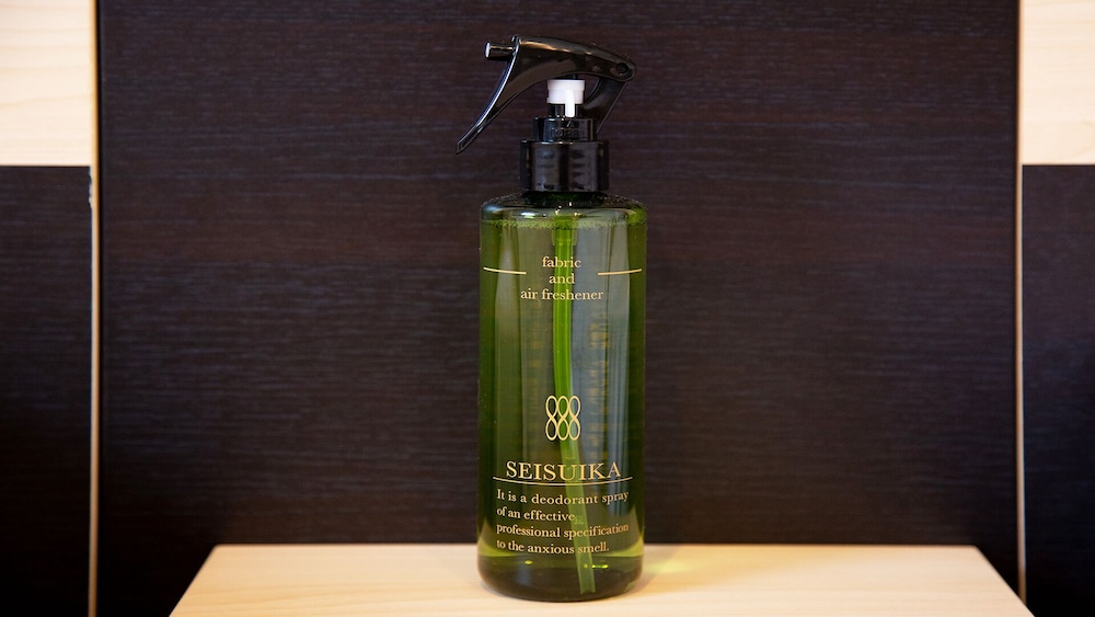 プレミア ダブルルーム キングベッド 1 台 禁煙 客室3 | ホテル呉竹荘 広島大手町