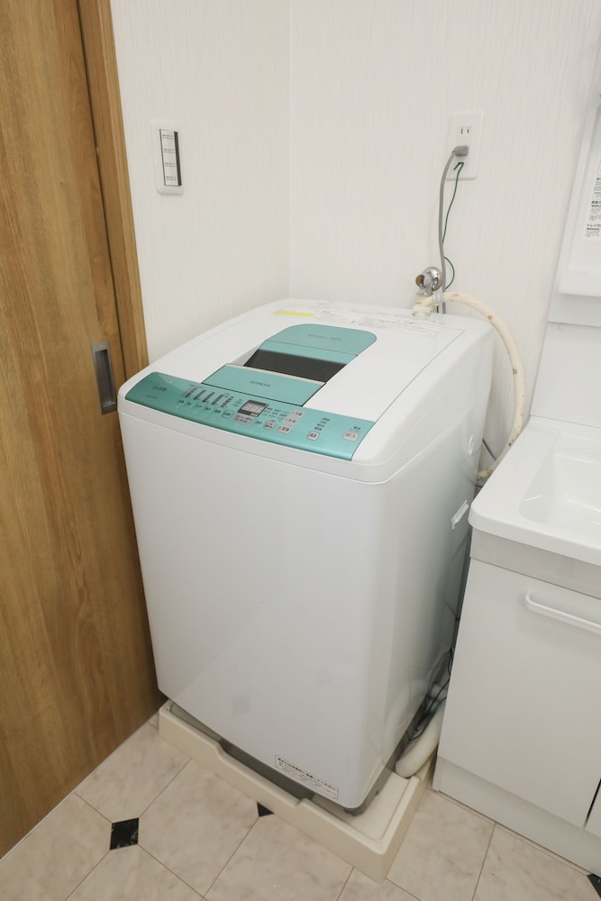 ランドリー ルーム1 | Osaka Umeda Station East H1 ランドリー ルーム1 | Osaka Umeda Station East H1