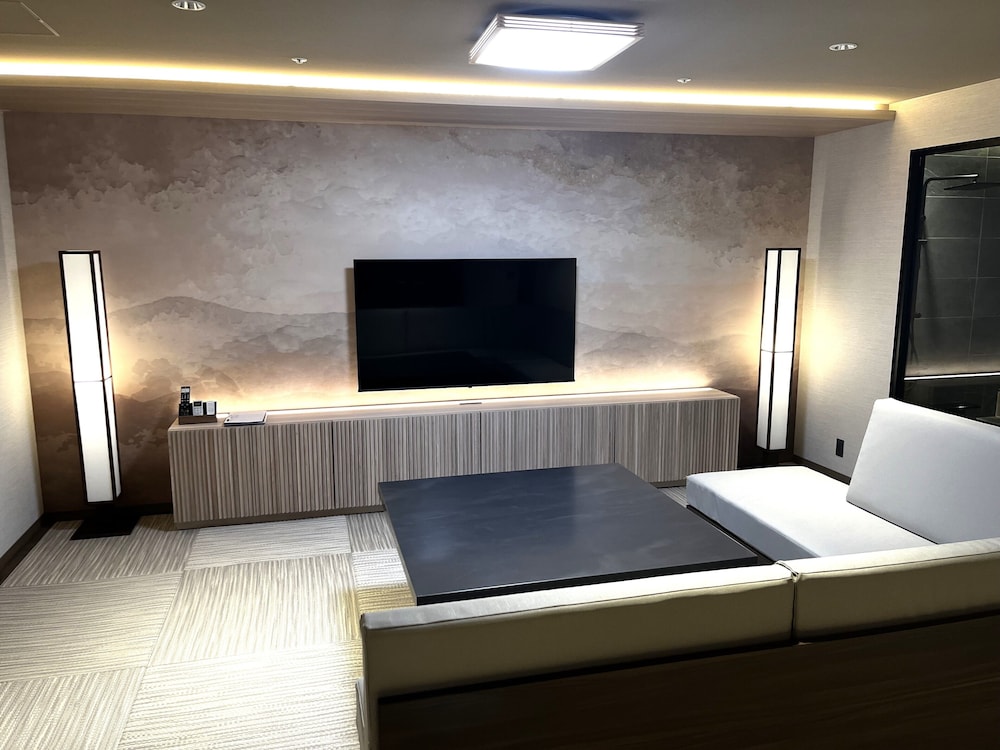 ロイヤルスイートルーム 禁煙 客室4 | 満天ノ 辻のや